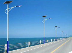 太陽能LED路燈與傳統路燈:哪個成本高？